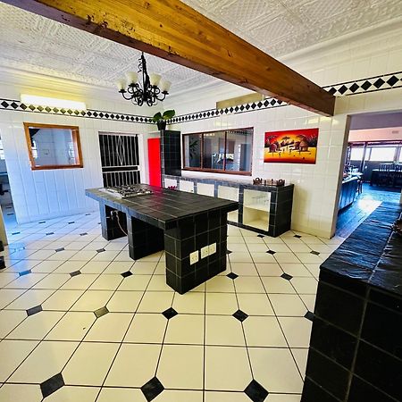 49Onmain Self Catering Holiday Home Саби Экстерьер фото